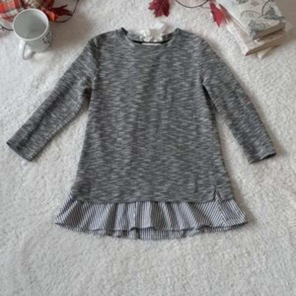 FREE w/ Bundle Ezra Women's Grey and White Layered Back Blouse Size Small
